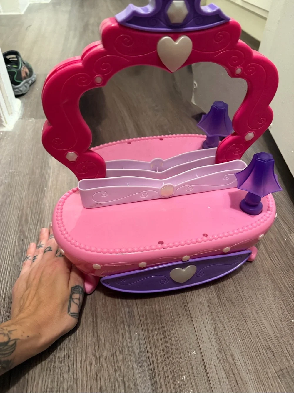 Light Up Pink & Purple Princess Vanity Playset - Kids Makeup Mirror